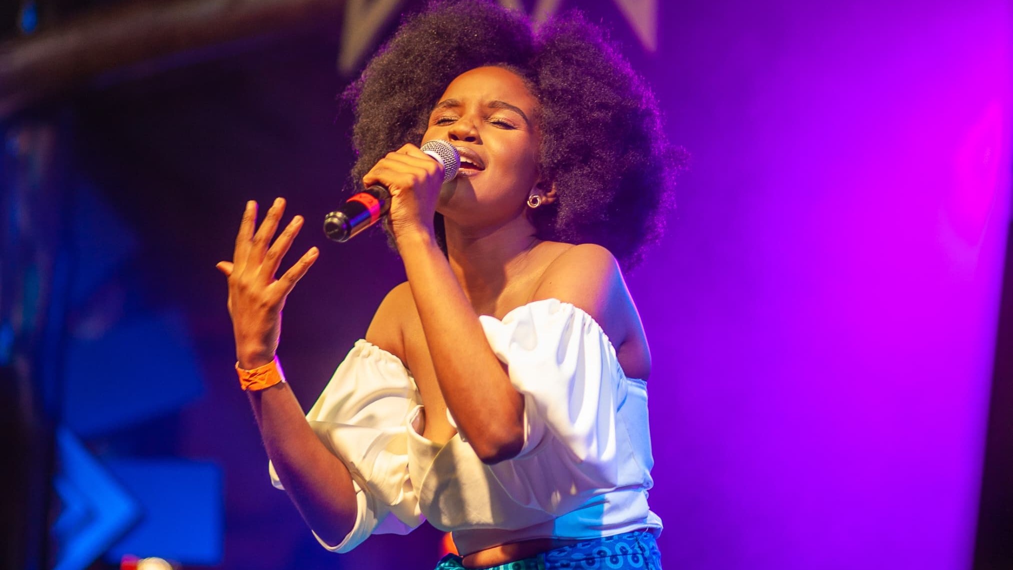 Nelly Noll here to sing her truth